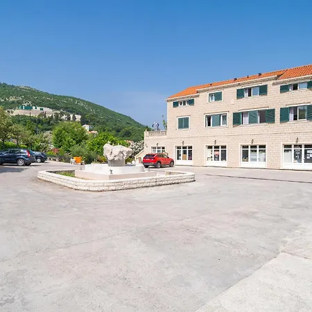2 Bedroom Amazing In *