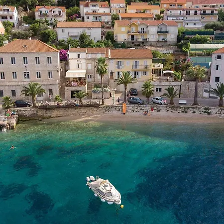 Awesome In With Jacuzzi * Dubrovník