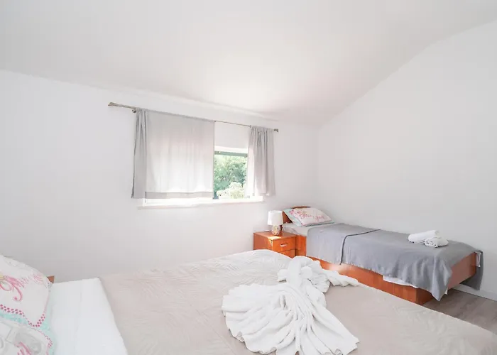 Apartman Lovely In With Wifi Dubrovnik